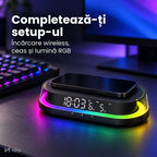 Ceas NIRU LumoNeon pe un birou de gaming: completează-ți setup-ul cu încărcare wireless, ceas și lumină RGB