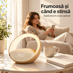Lampă NIRU LumoHalo pe o măsuță în living, dimineața