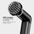 Detaliu perie de curățare cu peri PBD flexibili și durabili, design ergonomic negru.