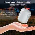 Pompă electrică ultra-portabilă de dimensiuni mici, ideală pentru călătorii, care încape în palmă sau în buzunar.