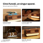 Telefon pus la încărcat wireless pe radioul NIRU NeoRadio, pe noptieră dimineața